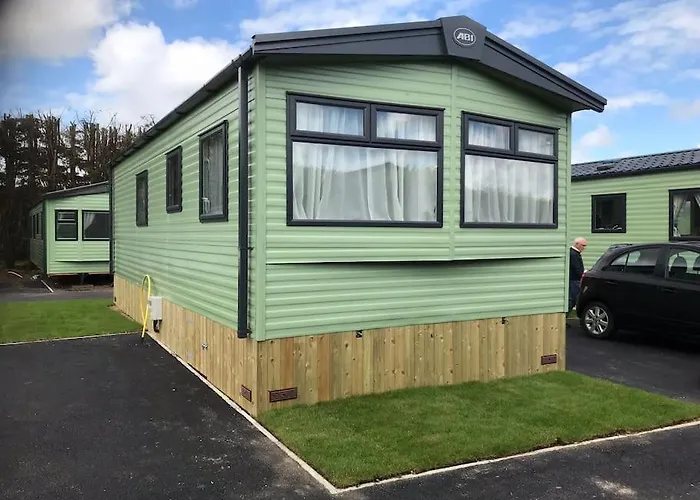 Georgia * Knaresborough